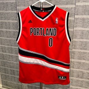 Boy’s adidas Portland Trail Blazers Damian Lillard jersey